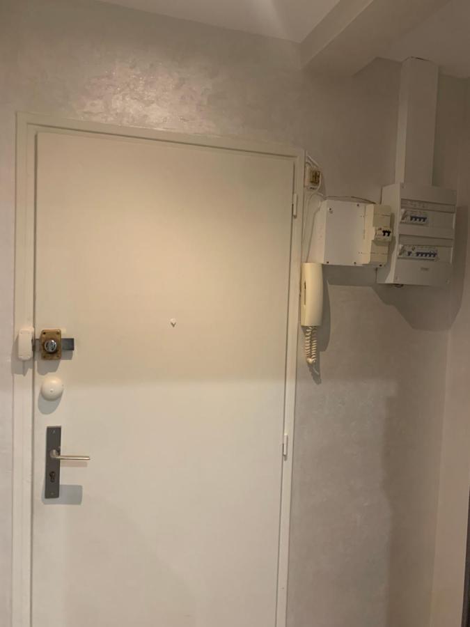 F3 Appartement 2 Chambre Un Salon Avec Wifi Saint-Jean-de-la-Ruelle Exterior photo